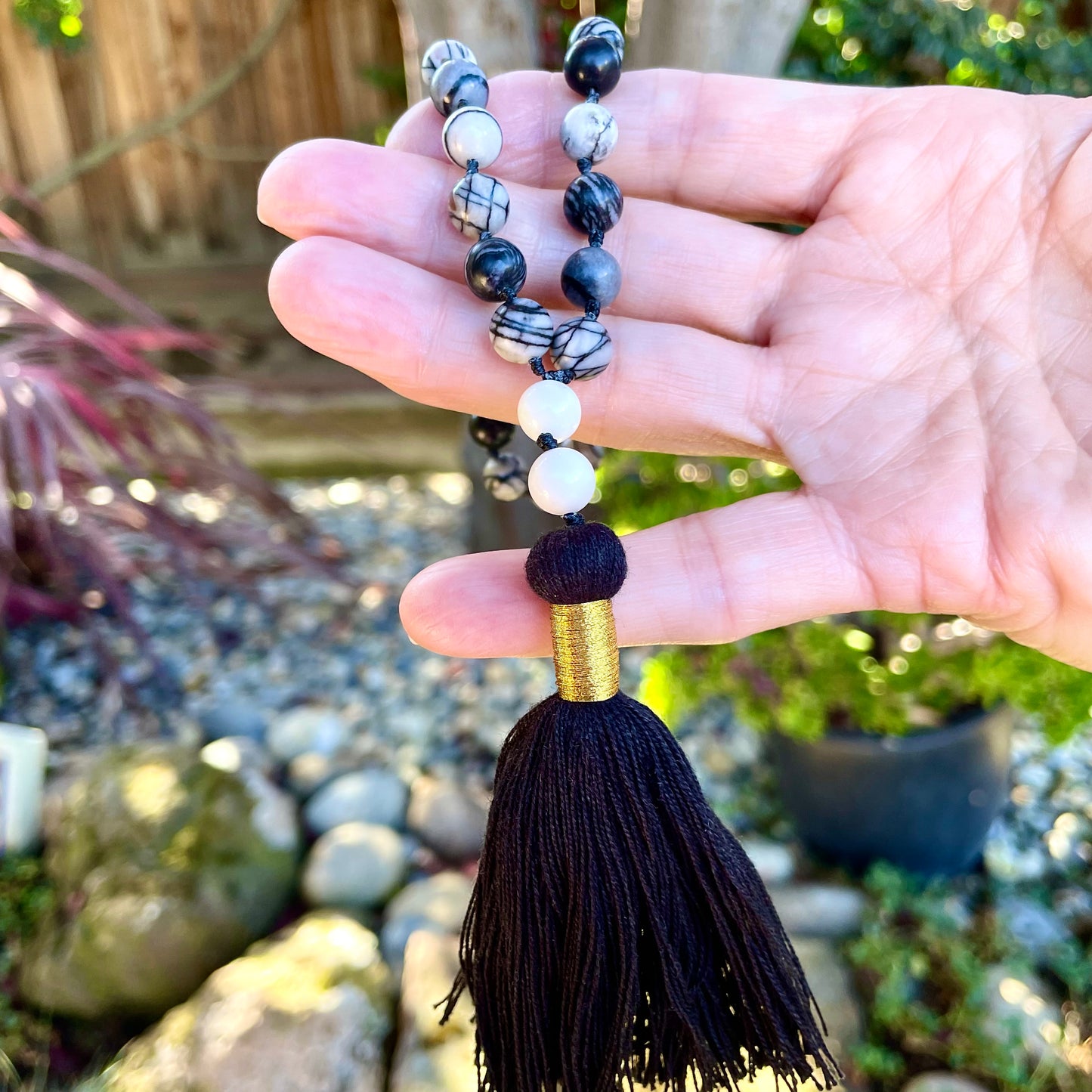 Pocket Mala, GROUNDED, CLARITY & CALM, Picasso Stone & Dendritic White Agate Gemstone, Prayer Beads
